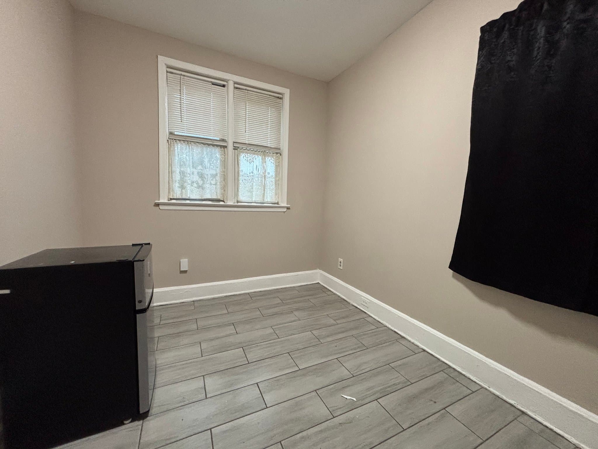 Elizabeth Single Room: 62 Dehart Pl
