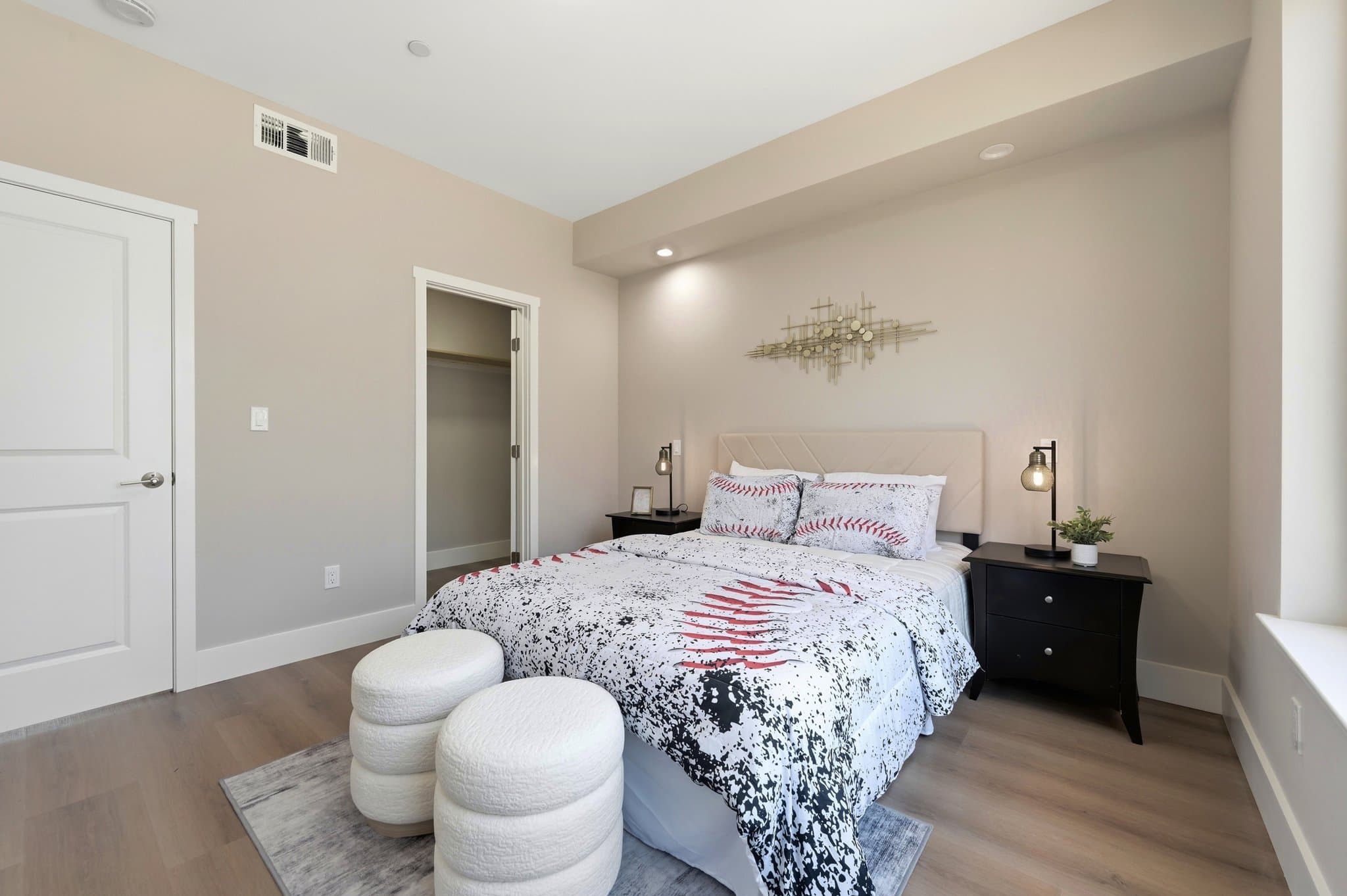 Daly City House: 67 Calgary Street