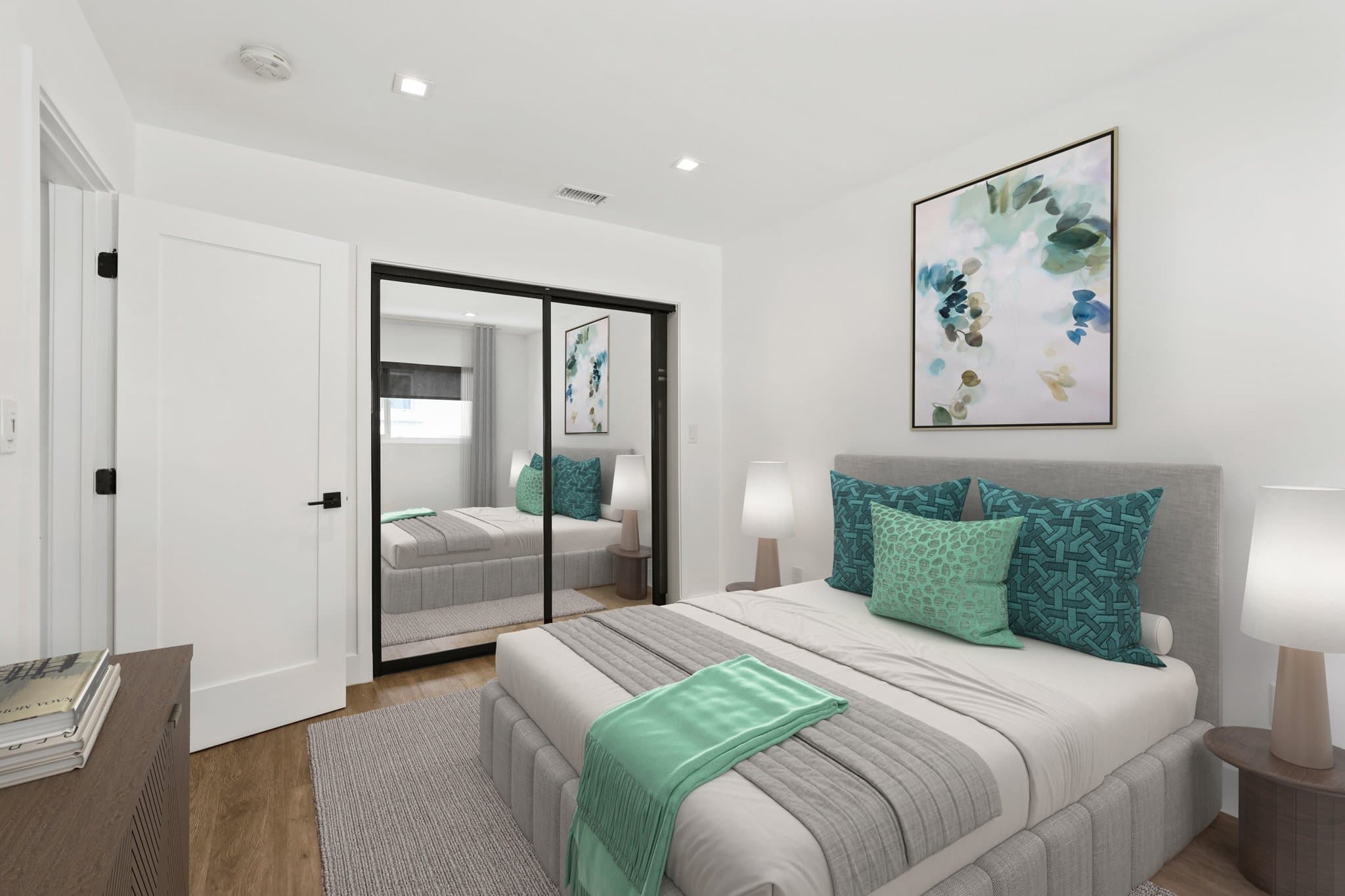 Los Angeles Apartment: 701 N Hill Place
