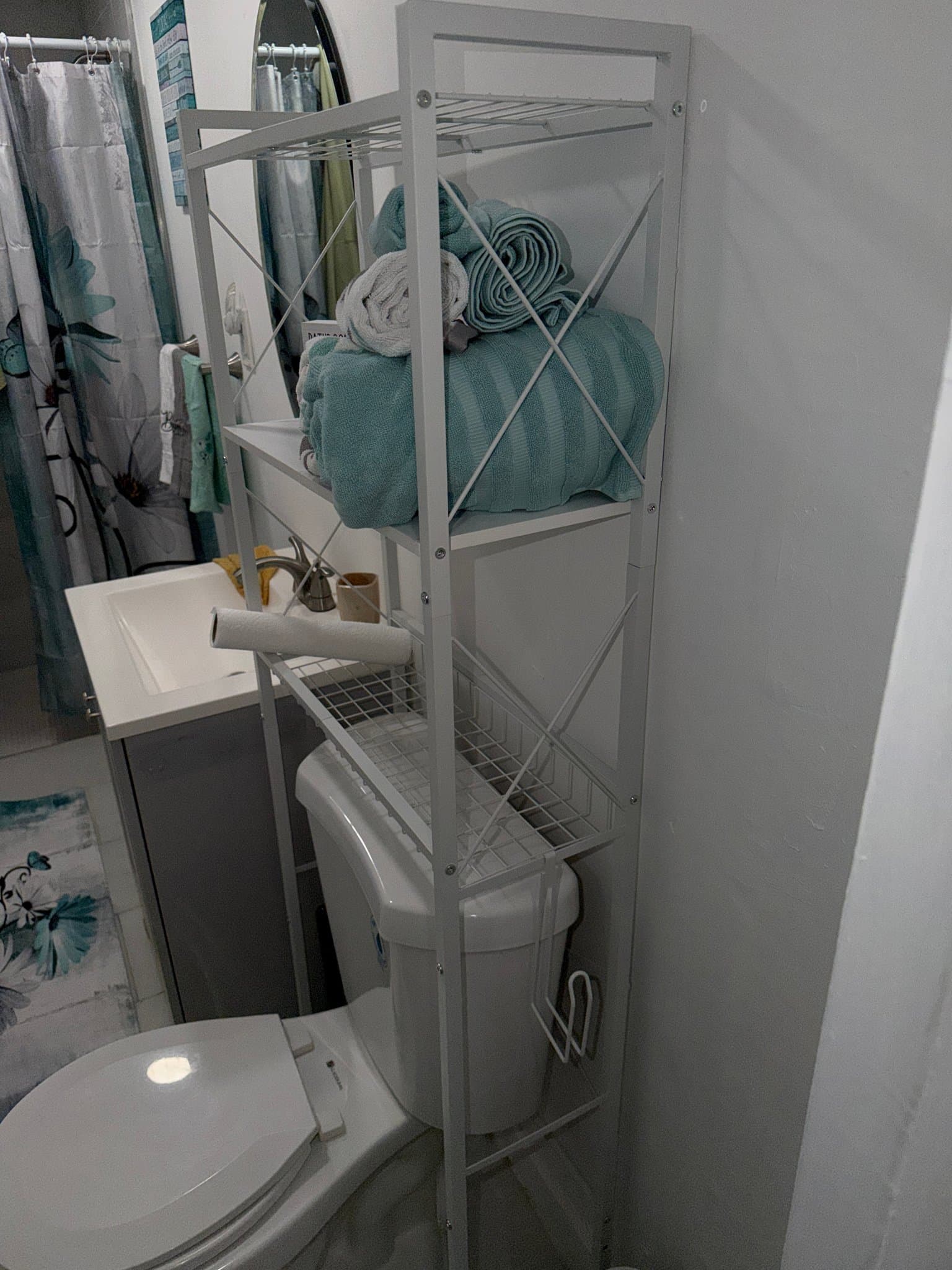Pompano Beach Single Room: 1549 NE 30th Court