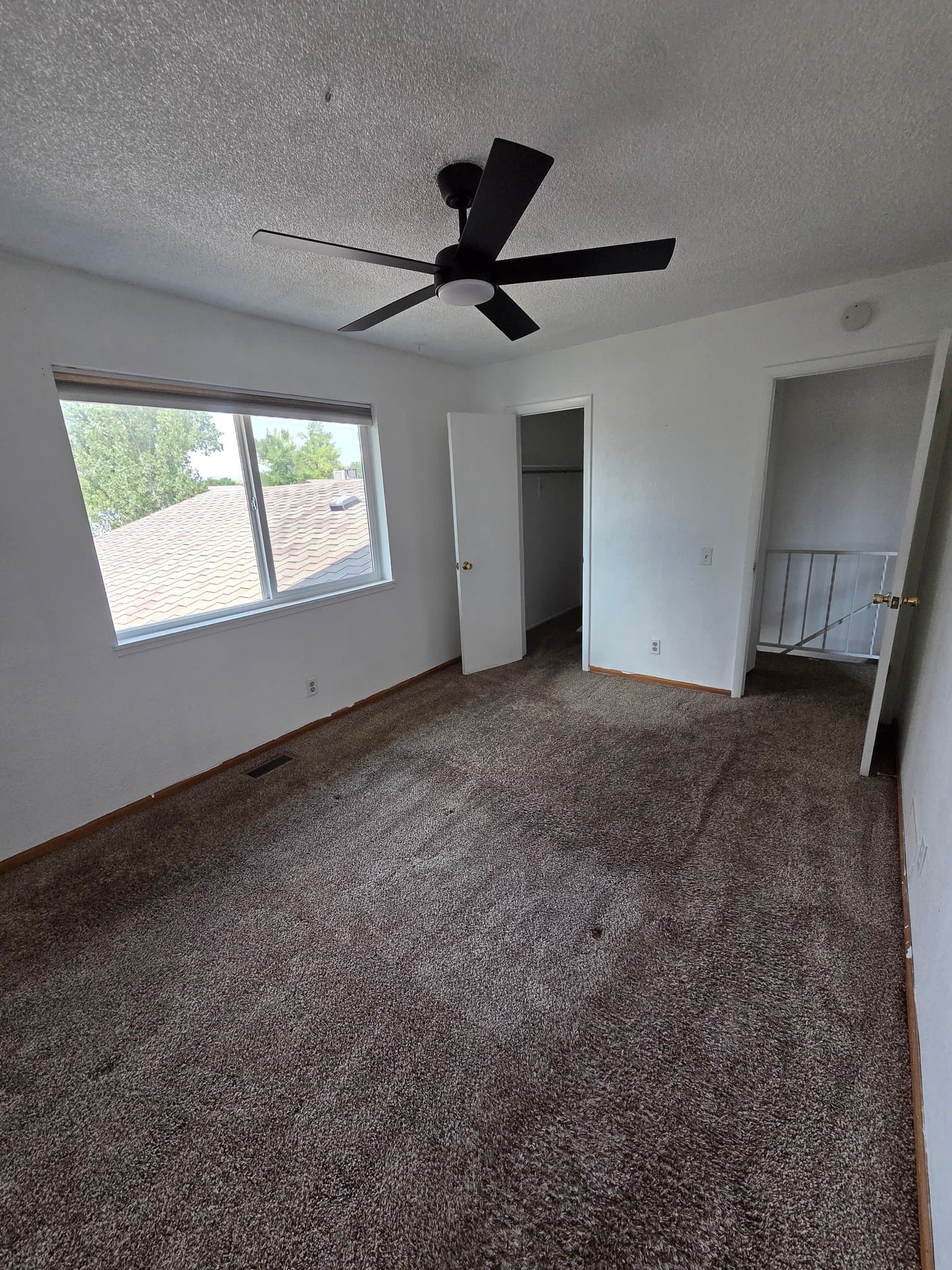 Lakewood Townhome: 3354 South Flower Street