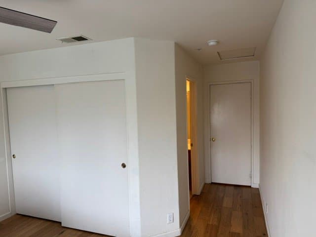 Ramona Single Room: 1337 Oak Village Dr