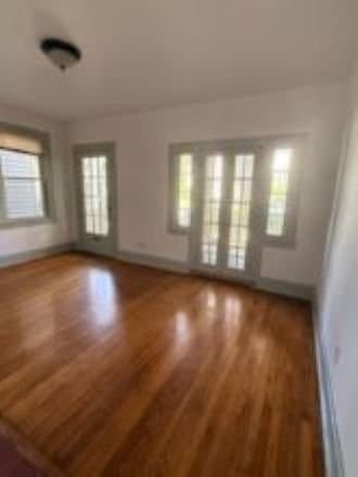 Savannah Other: 21 E 34th St