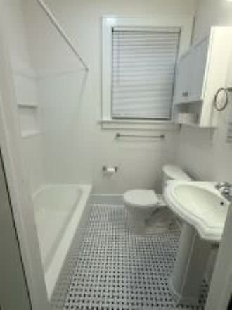 Savannah Other: 21 E 34th St