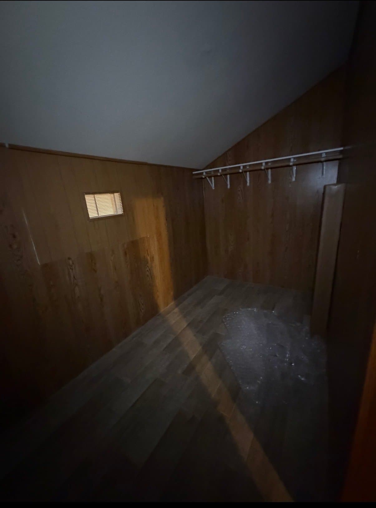 rancho cucamonga Single Room: 8247 jennet