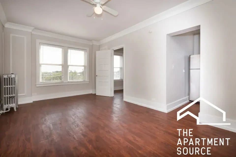 Chicago Apartment: 6748 North Ashland Avenue #L4 Chicago, IL 60626