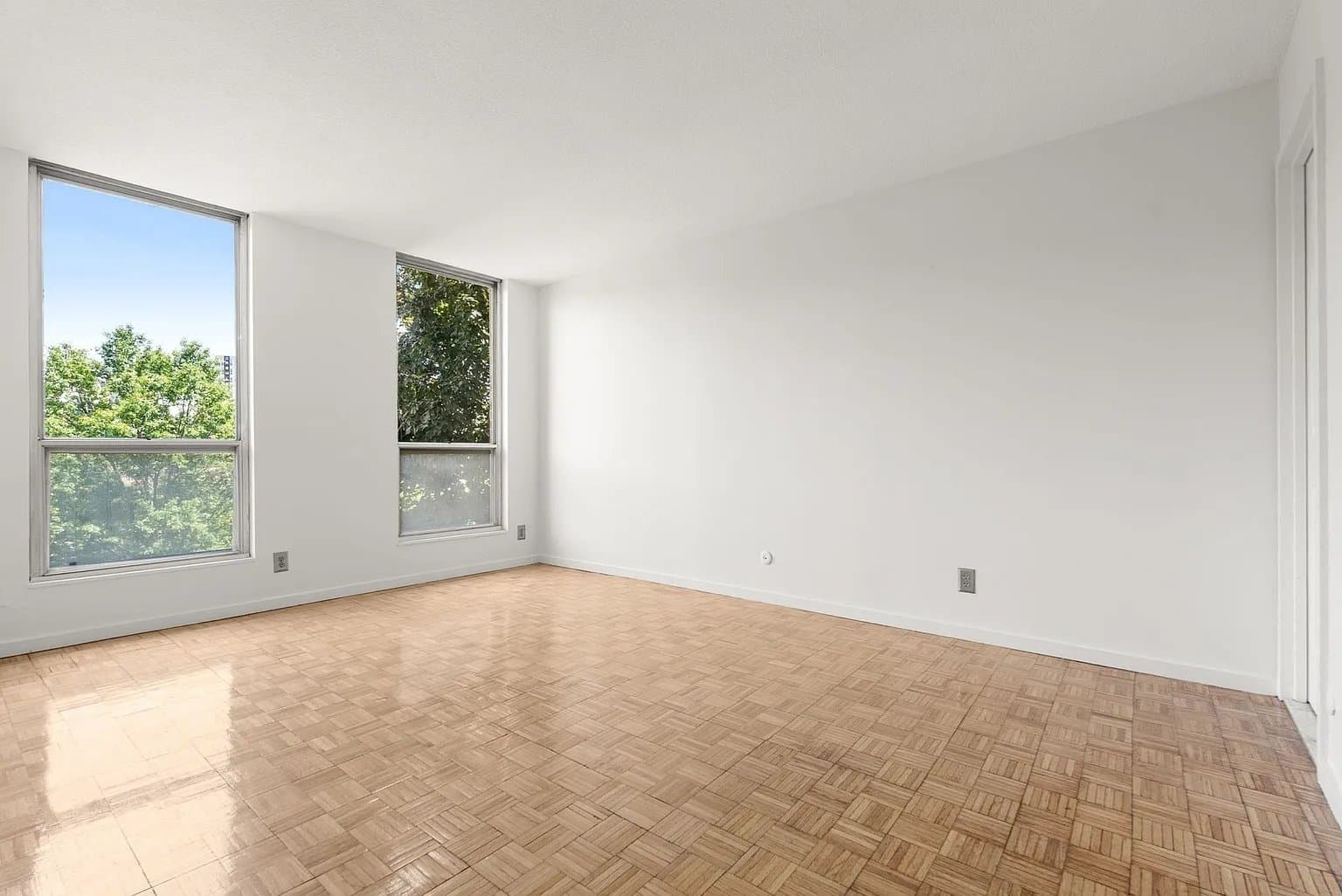 Brookline Condo: 33 pond ave