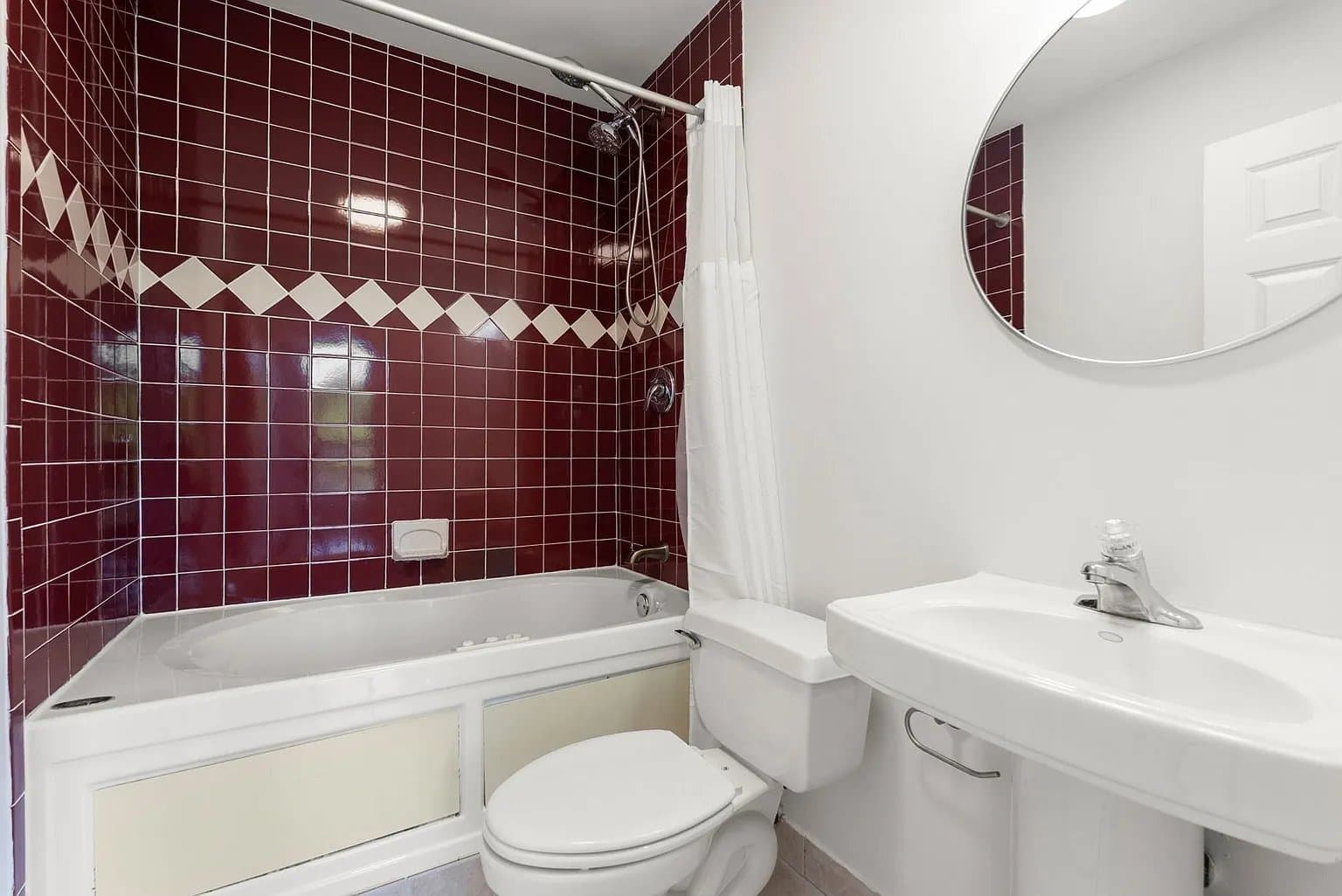 Brookline Condo: 33 pond ave