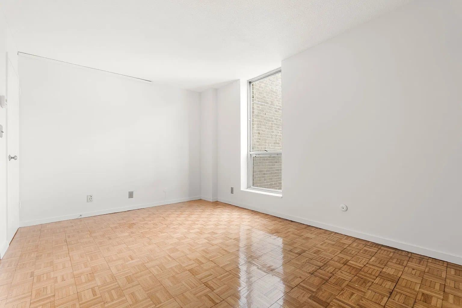 Brookline Condo: 33 pond ave