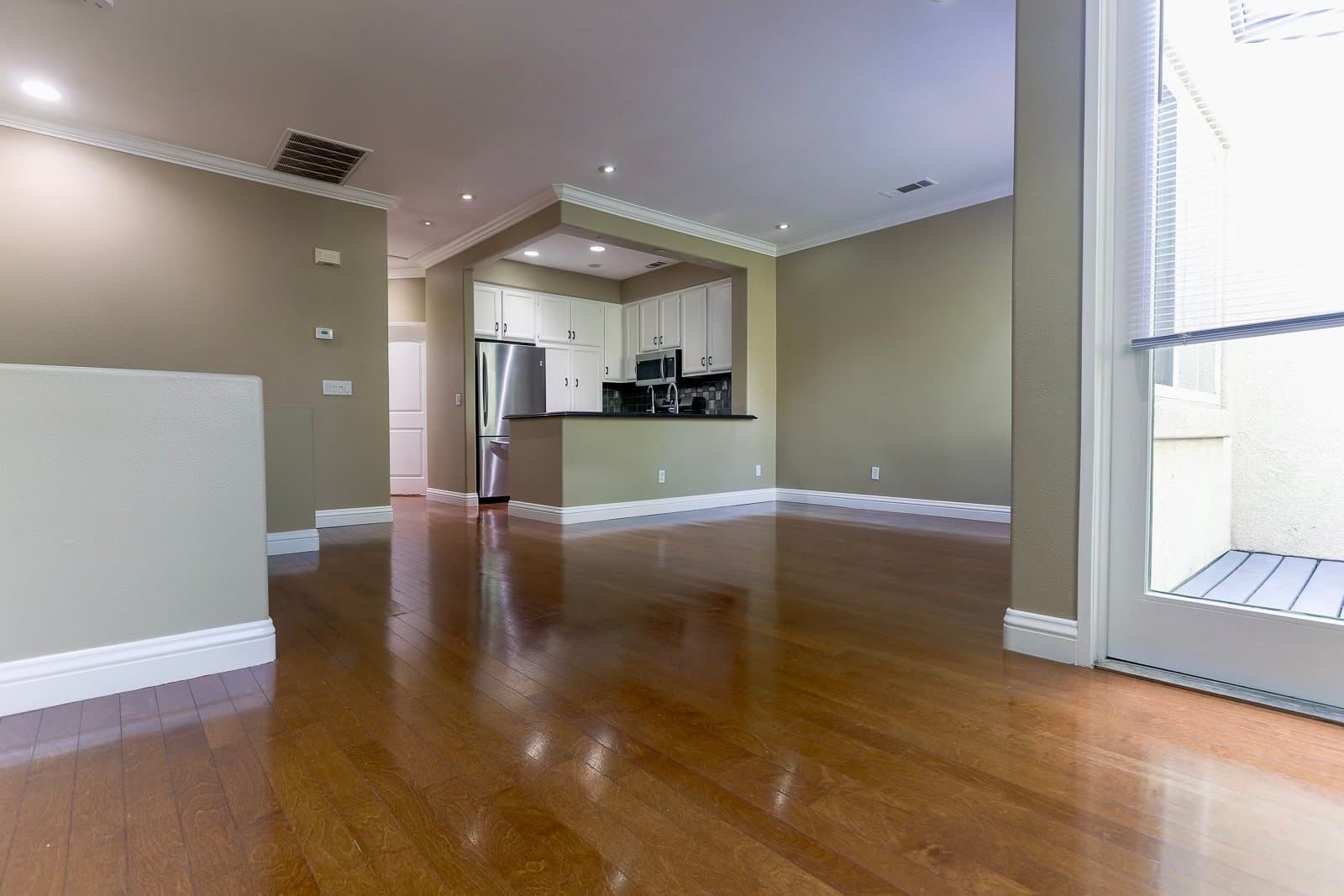 Carlsbad Townhome: 6106 Rancho Brida