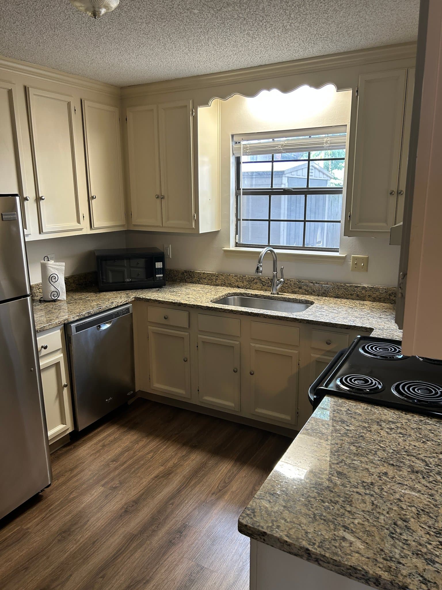 North Little Rock Townhome: 427 W 4th Street