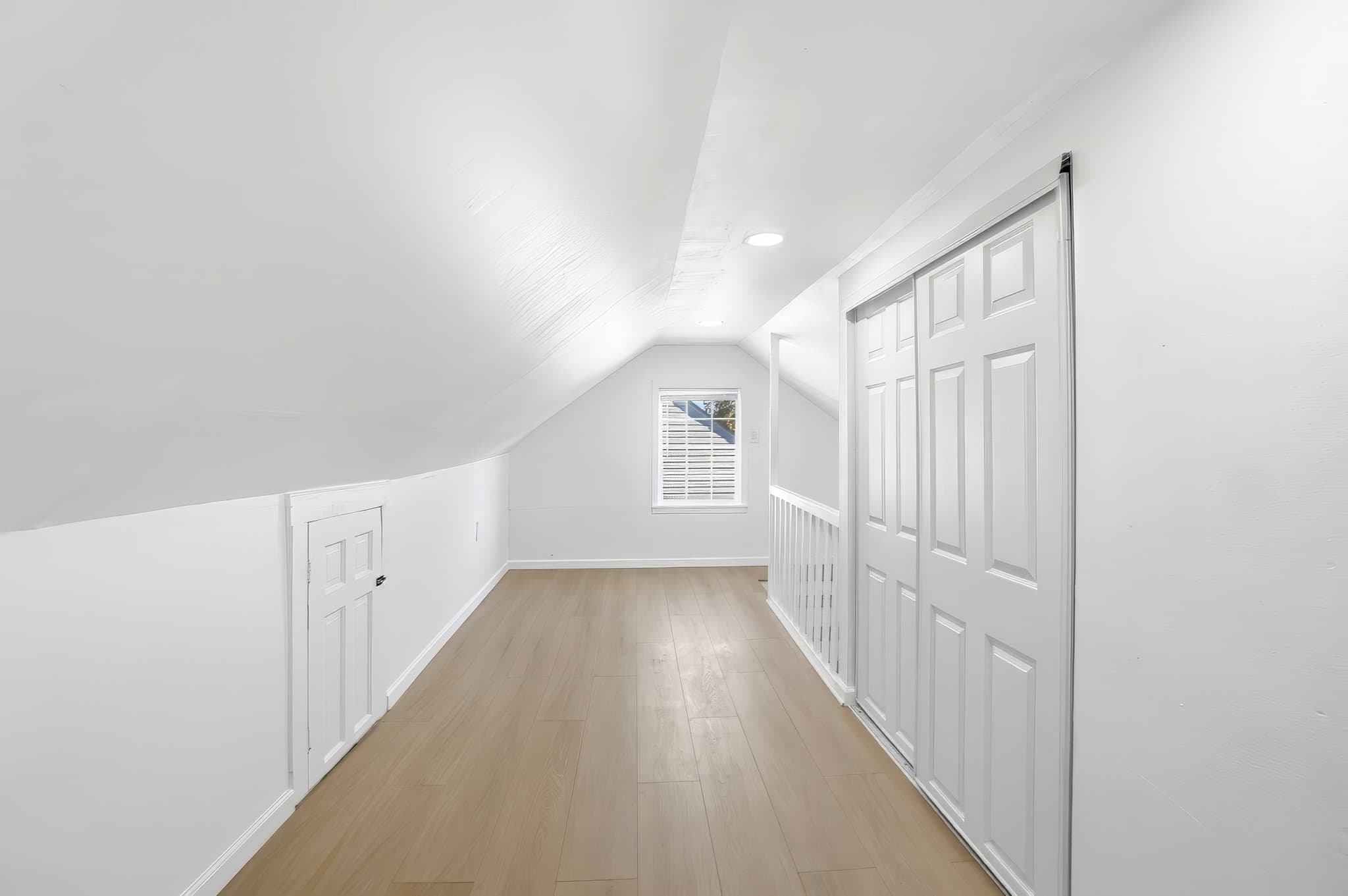Lima House: 149 W Lane Avenue