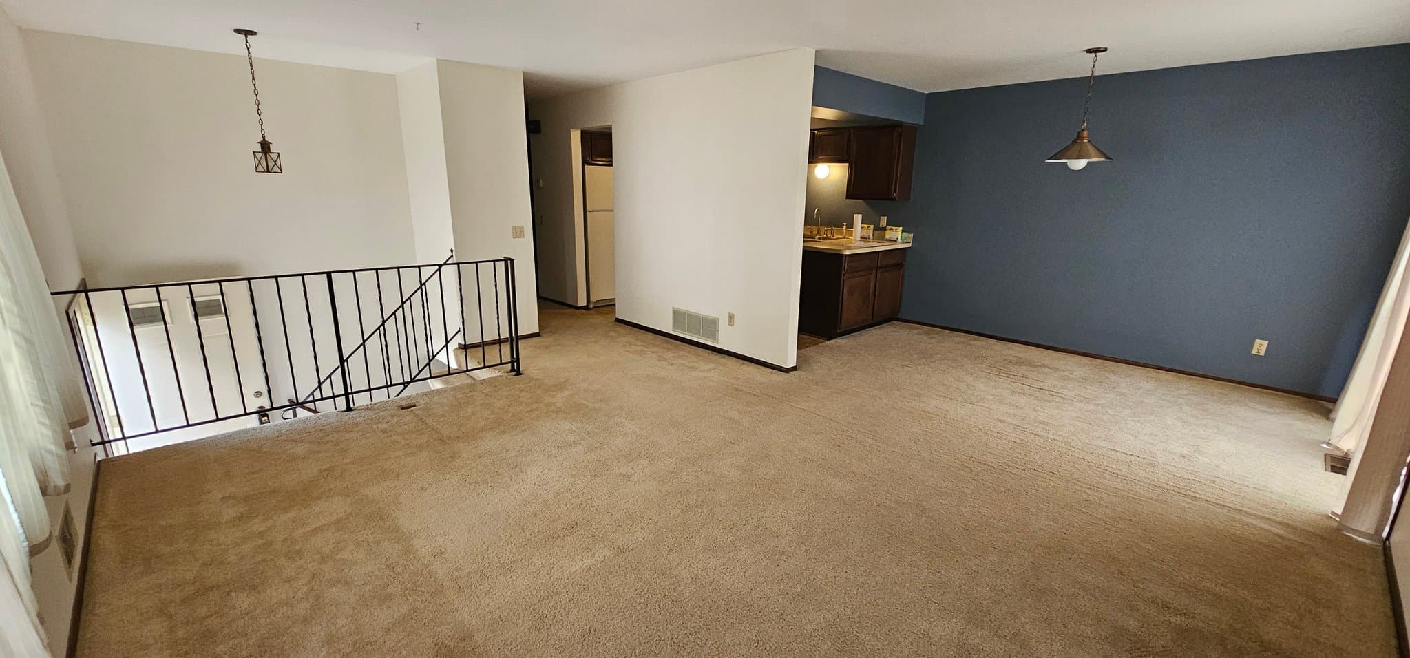 Woodbury Townhome: 2870 Castleford Ct