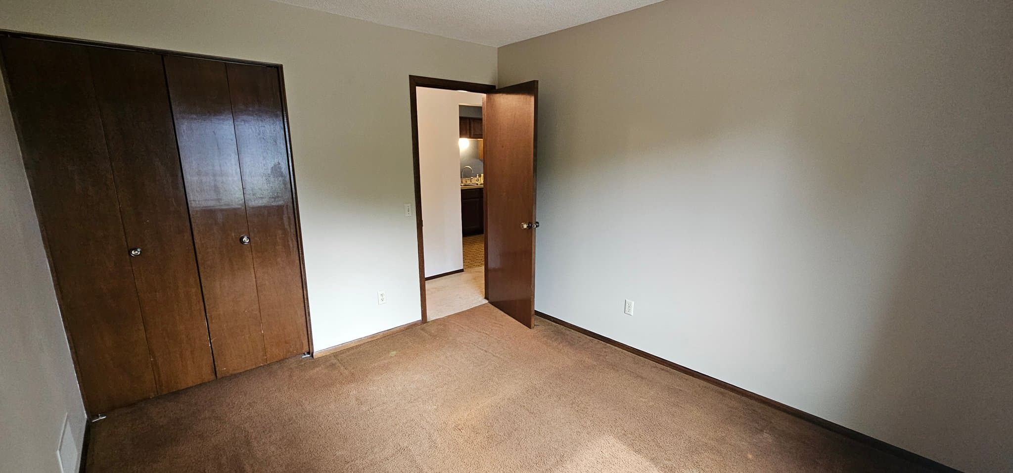 Woodbury Townhome: 2870 Castleford Ct