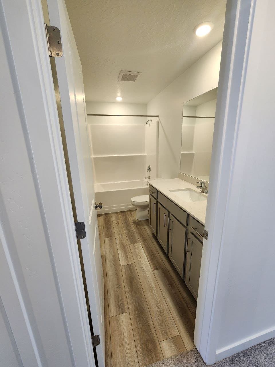 Saratoga Springs Townhome: 1553 W Charmer Ln