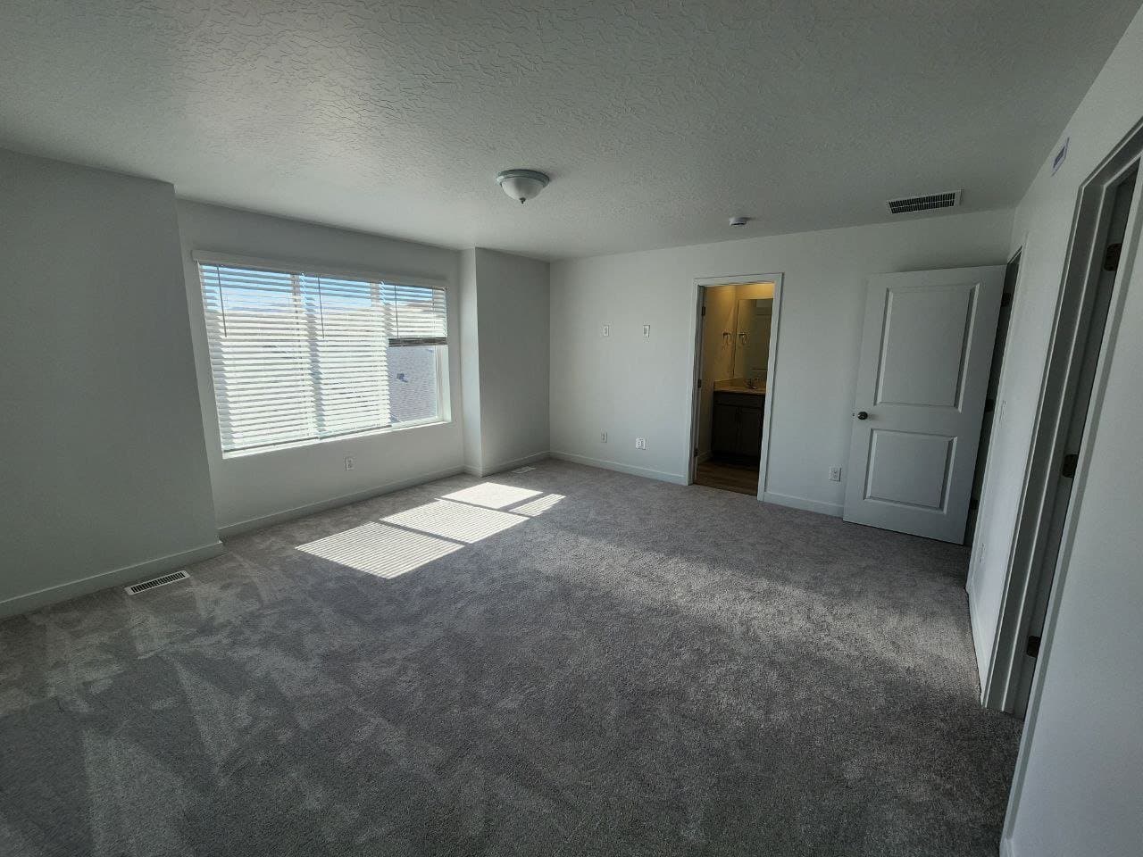 Saratoga Springs Townhome: 1553 W Charmer Ln