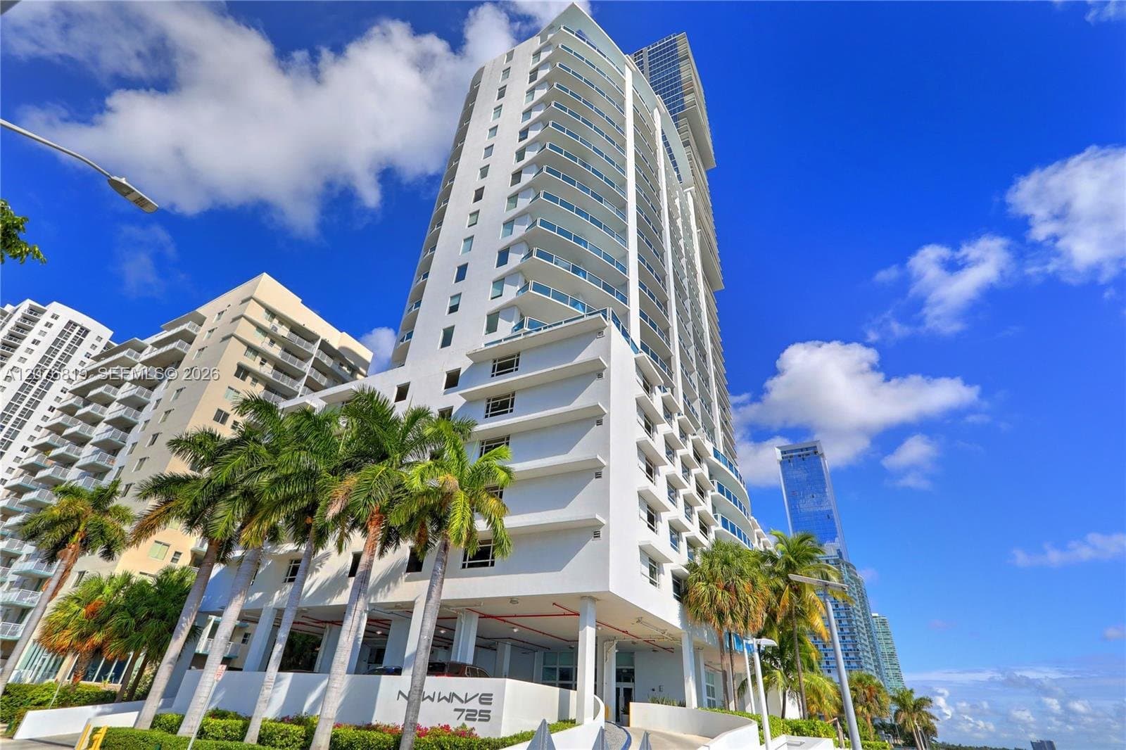 MIAMI Condo: 725 NE 22nd St