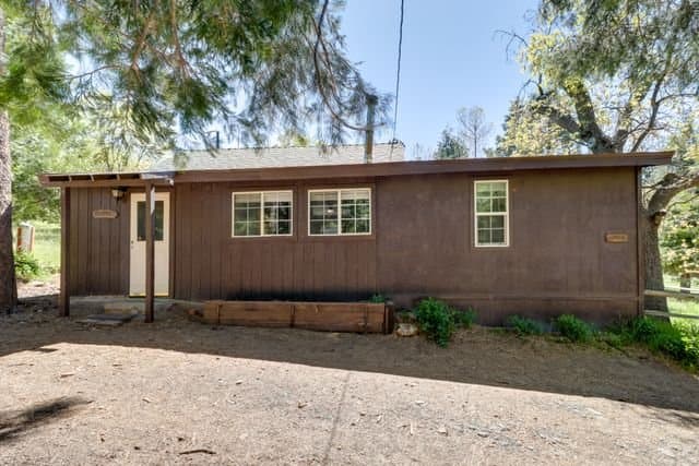 Mt. Laguna House: 10545 Sunrise Highway