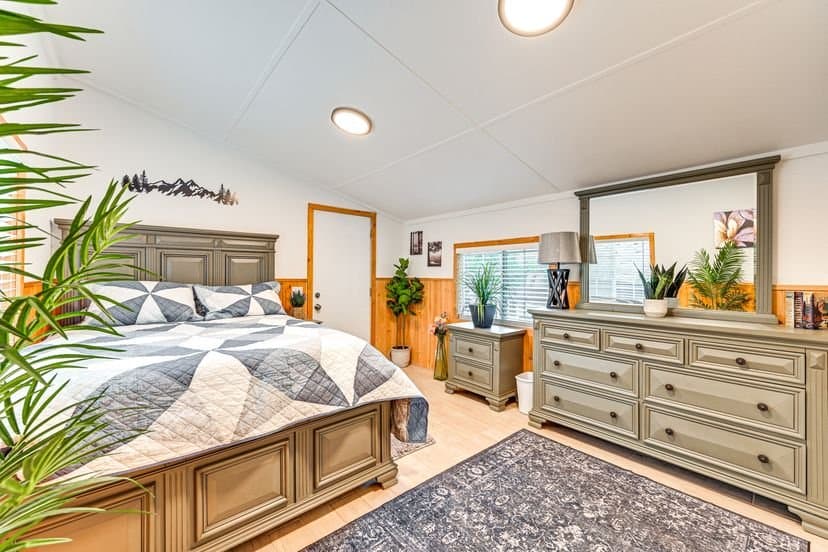 Mt. Laguna House: 10545 Sunrise Highway