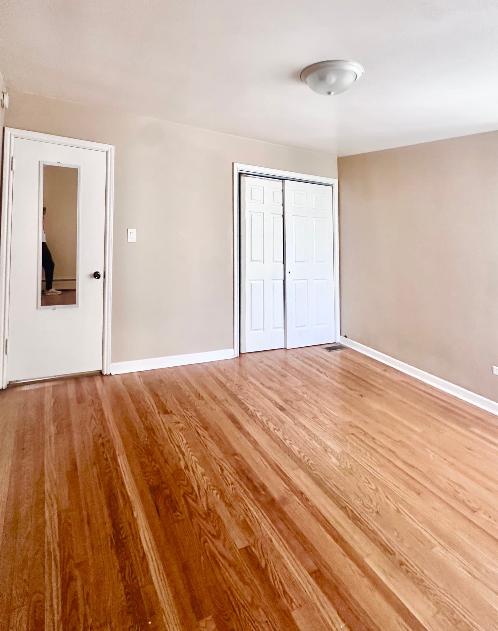 Cicero Apartment: 2533 S 57th Ct. #1