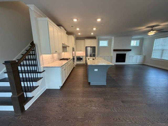 Alpharetta House: 570 Turlington Place