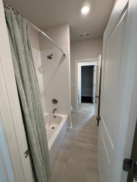 Alpharetta House: 570 Turlington Place