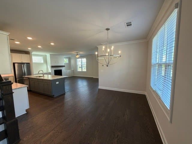 Alpharetta House: 570 Turlington Place