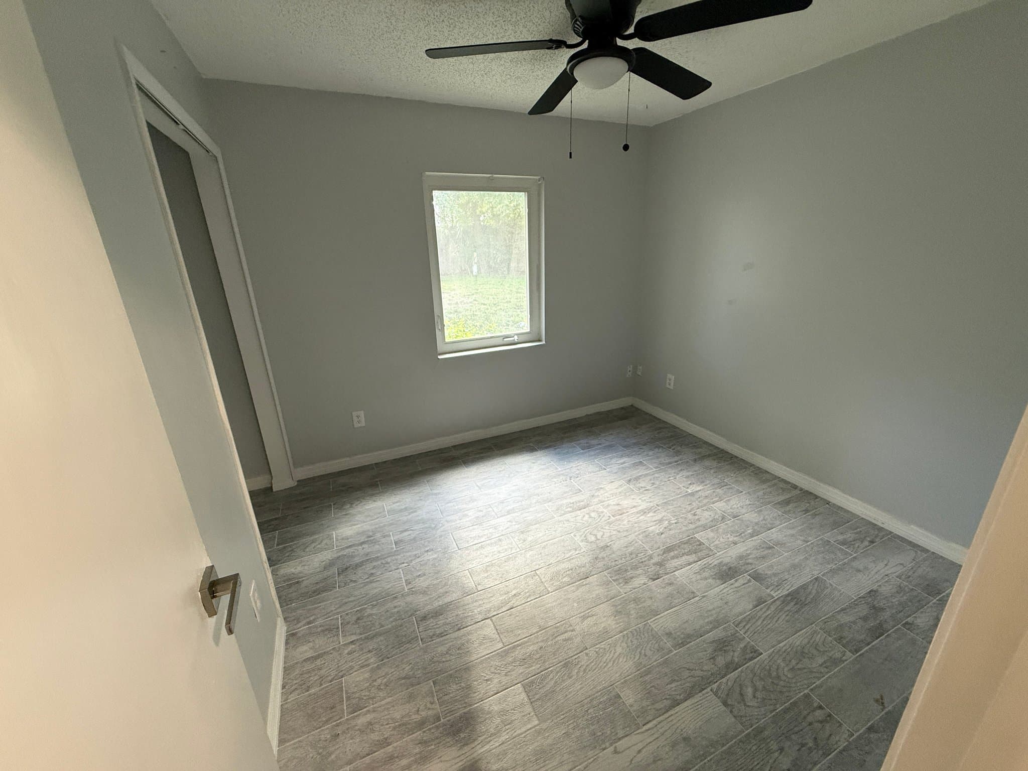 Longwood House: 1408 Sparrow St
