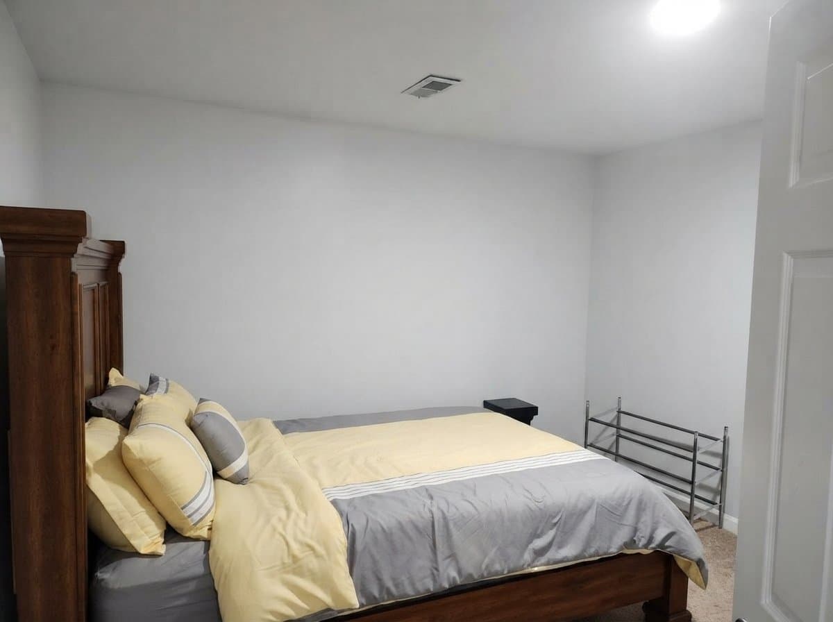 Sandy House: 11257 S Cedar View Cir