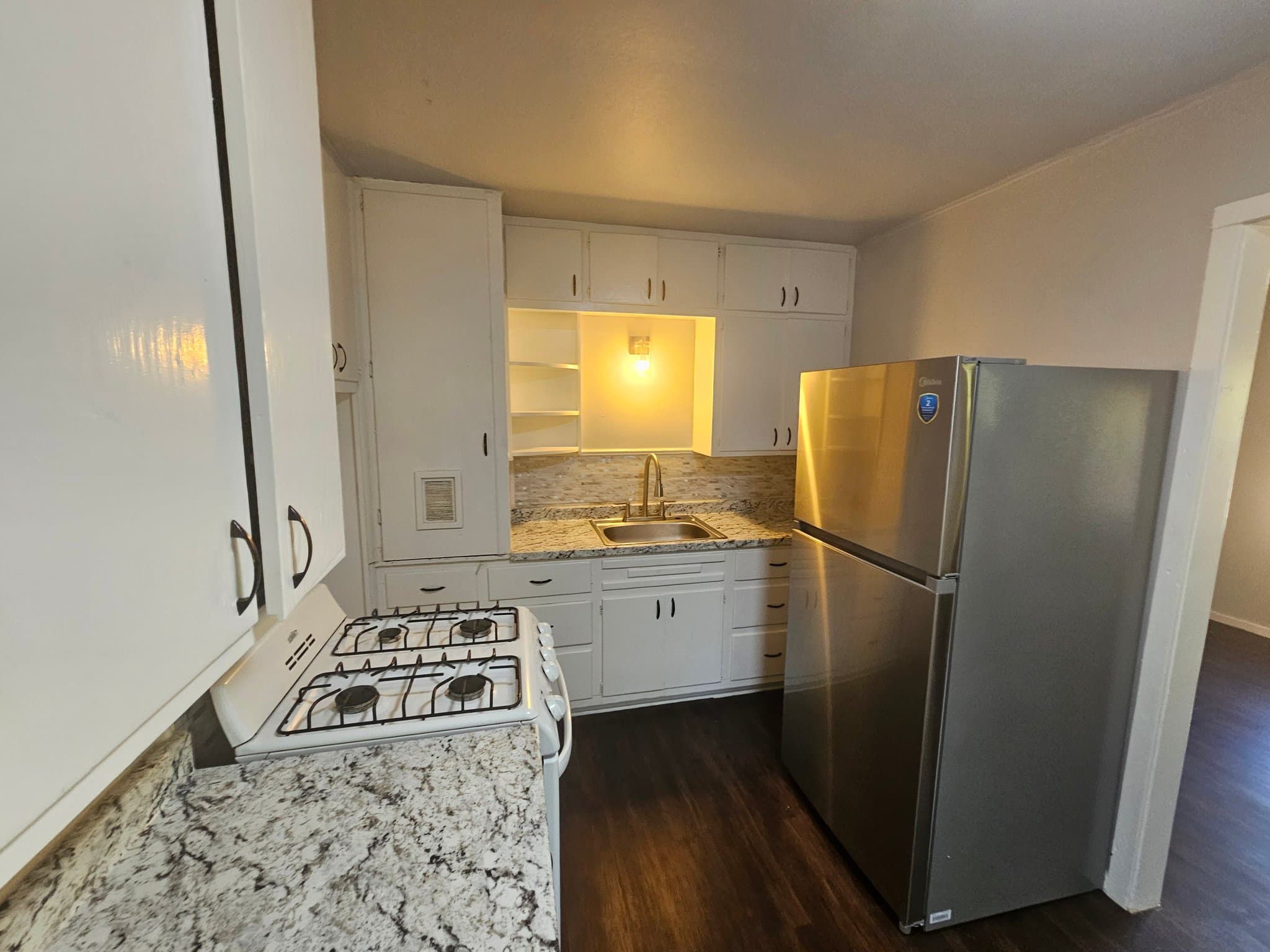 Lawton House: 910 SW 7th ST.