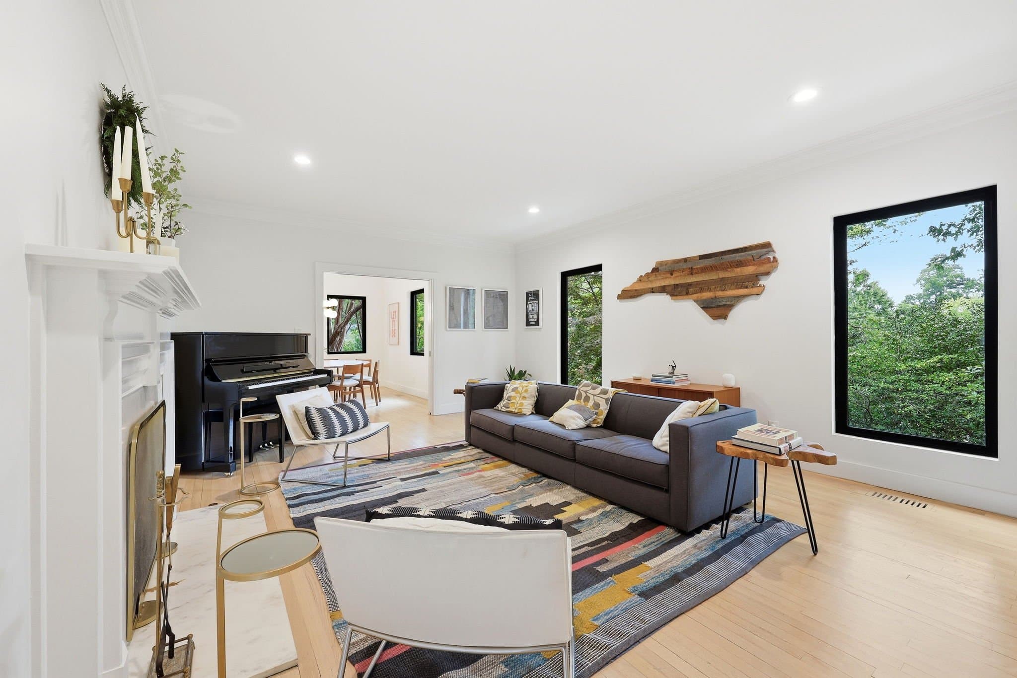 Apex House: 101 Pearson Street