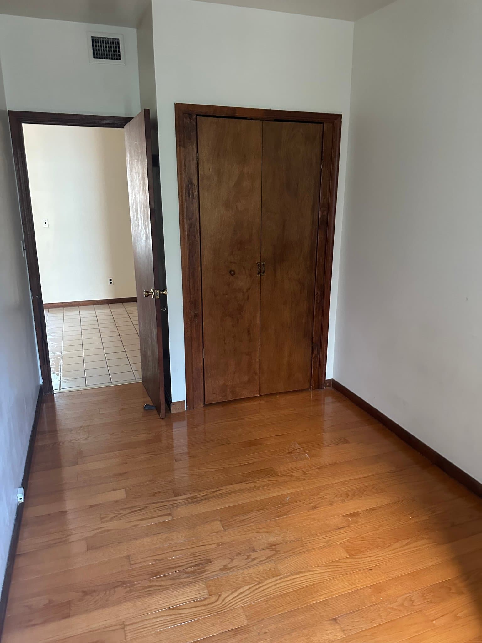 Philadelphia Apartment: 3517 Lancaster Ave
