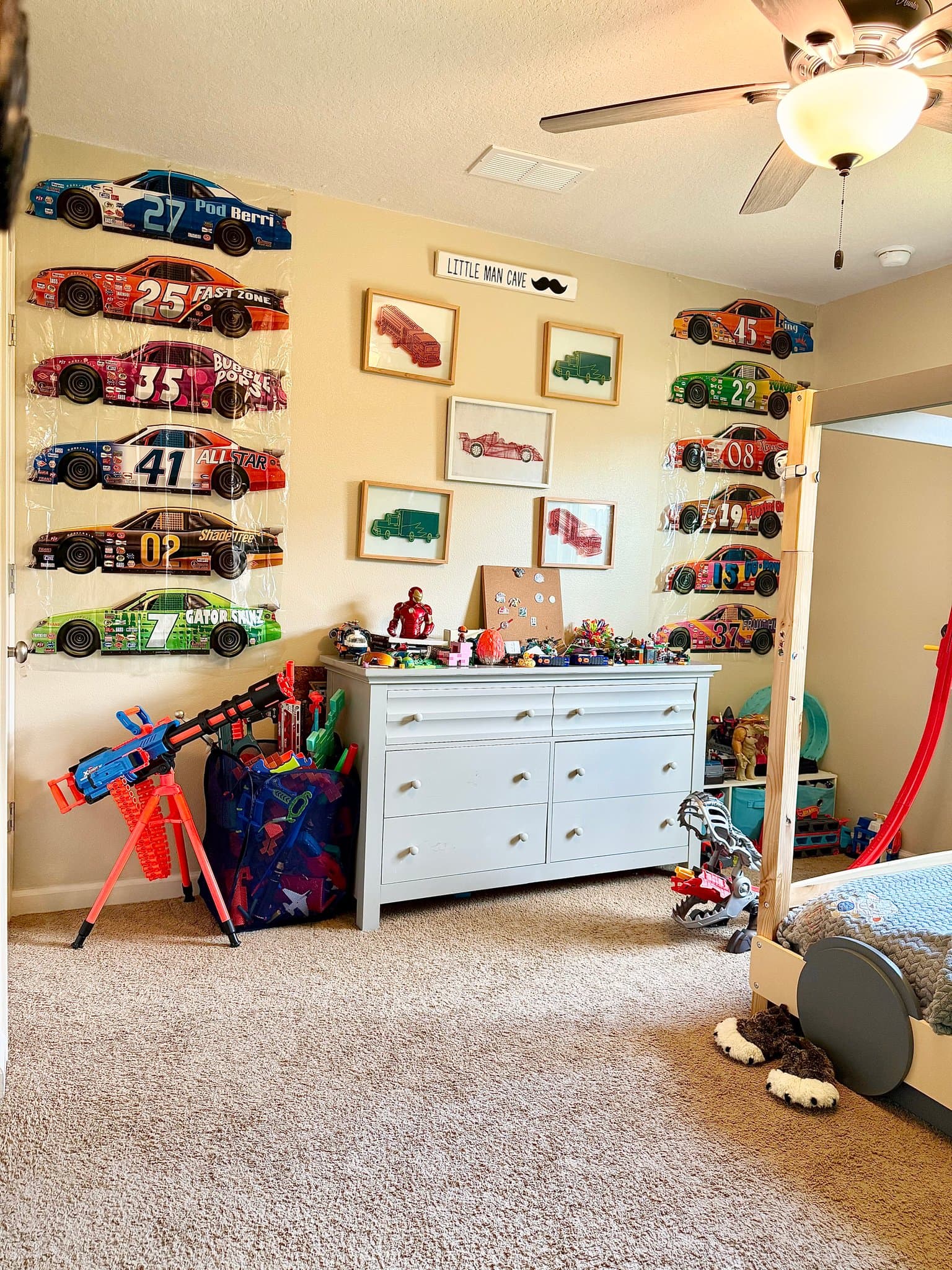 Crestview House: 350 Merlin Ct