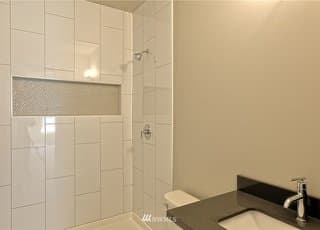 Marysville Single Room: 17741 26th DR NE