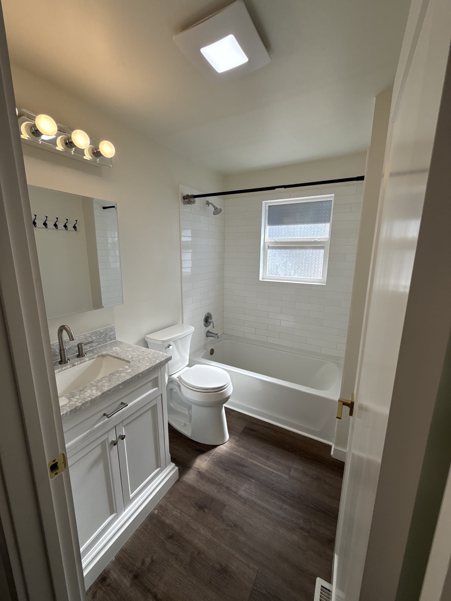 SeaTac House: 4239 S 184th PL