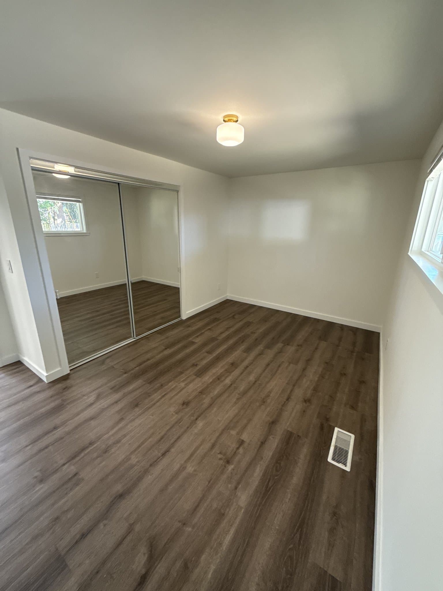 SeaTac House: 4239 S 184th PL