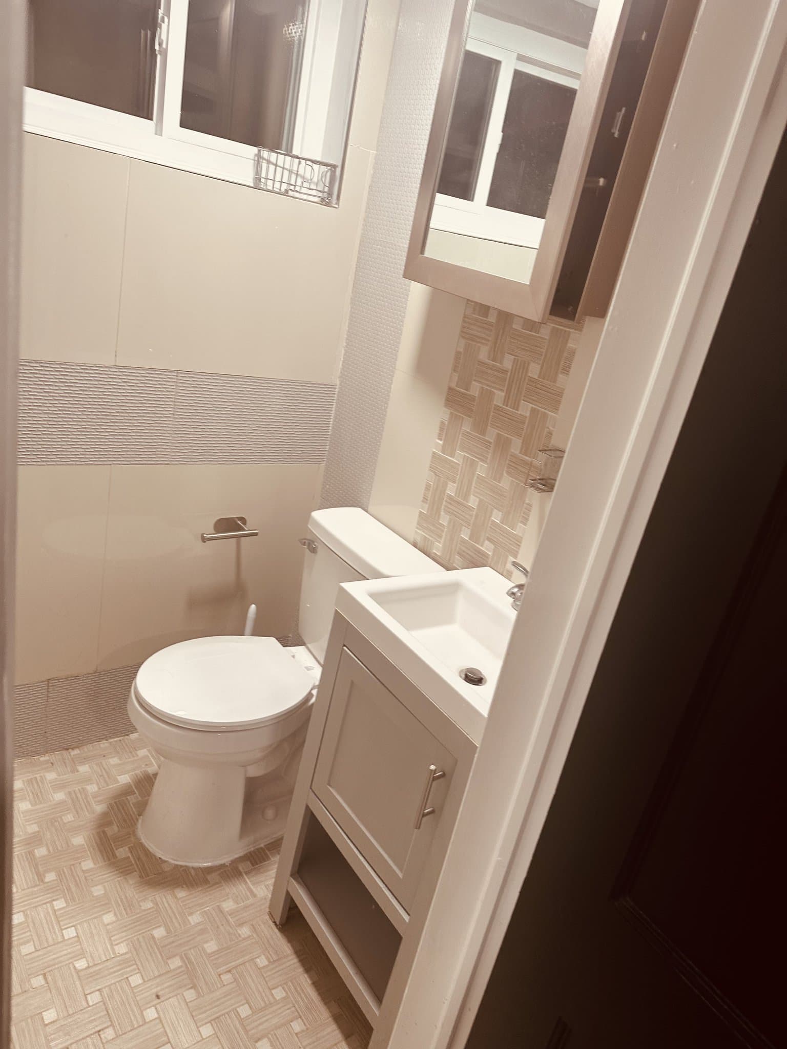 Temple Hills Single Room: 3419 27th ave