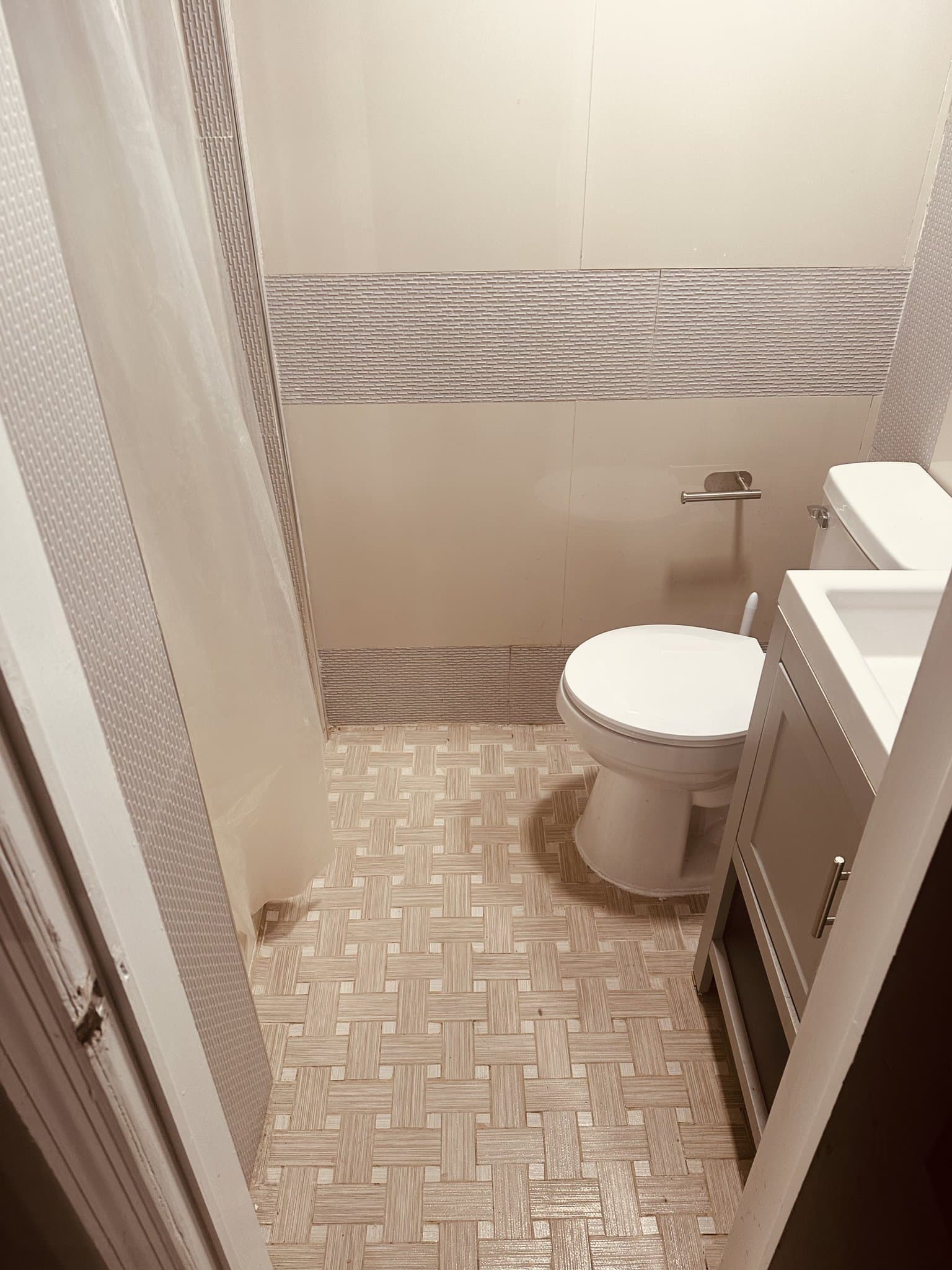 Temple Hills Single Room: 3419 27th ave
