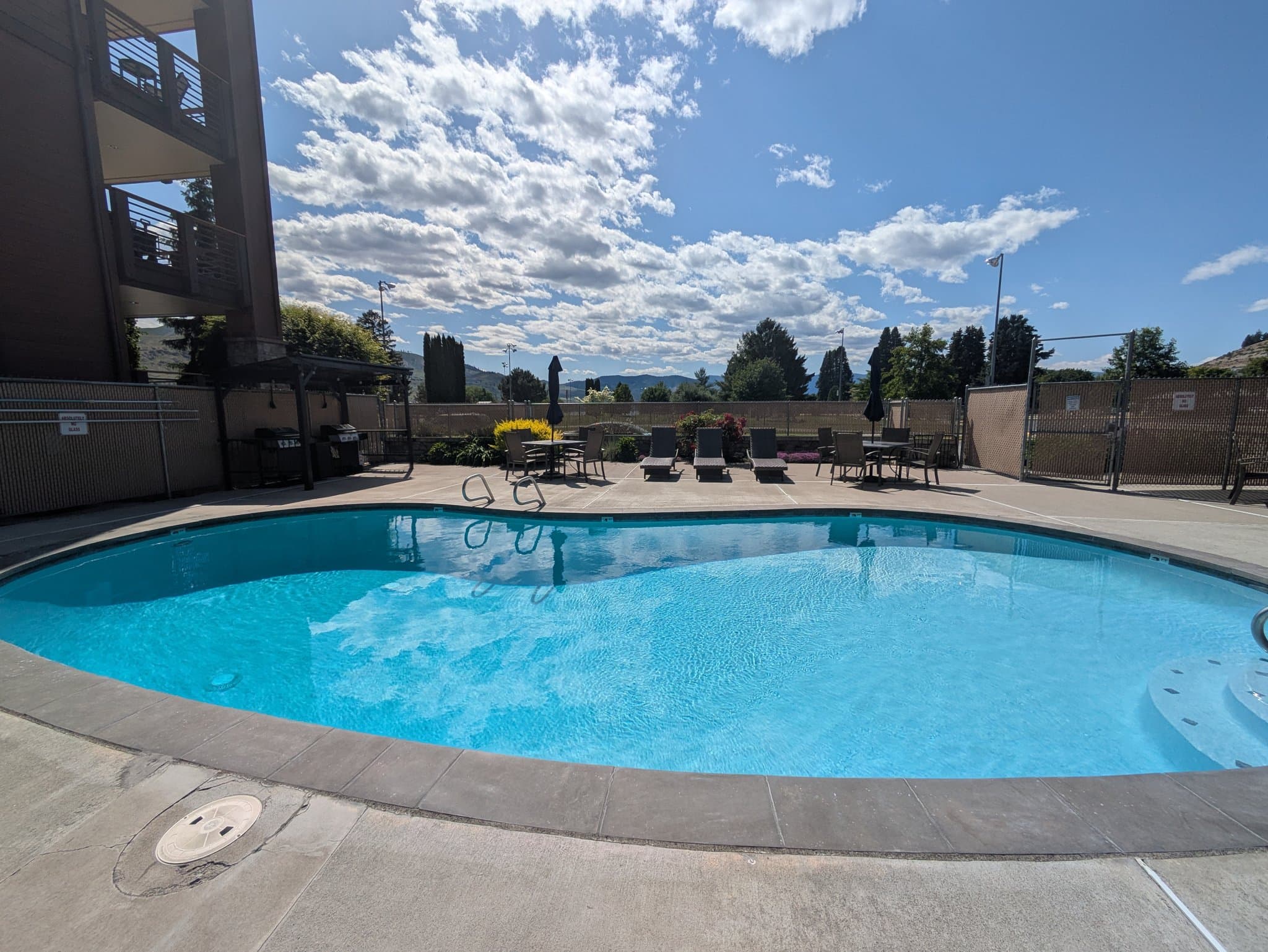 Chelan Condo: 420 W Manson Rd