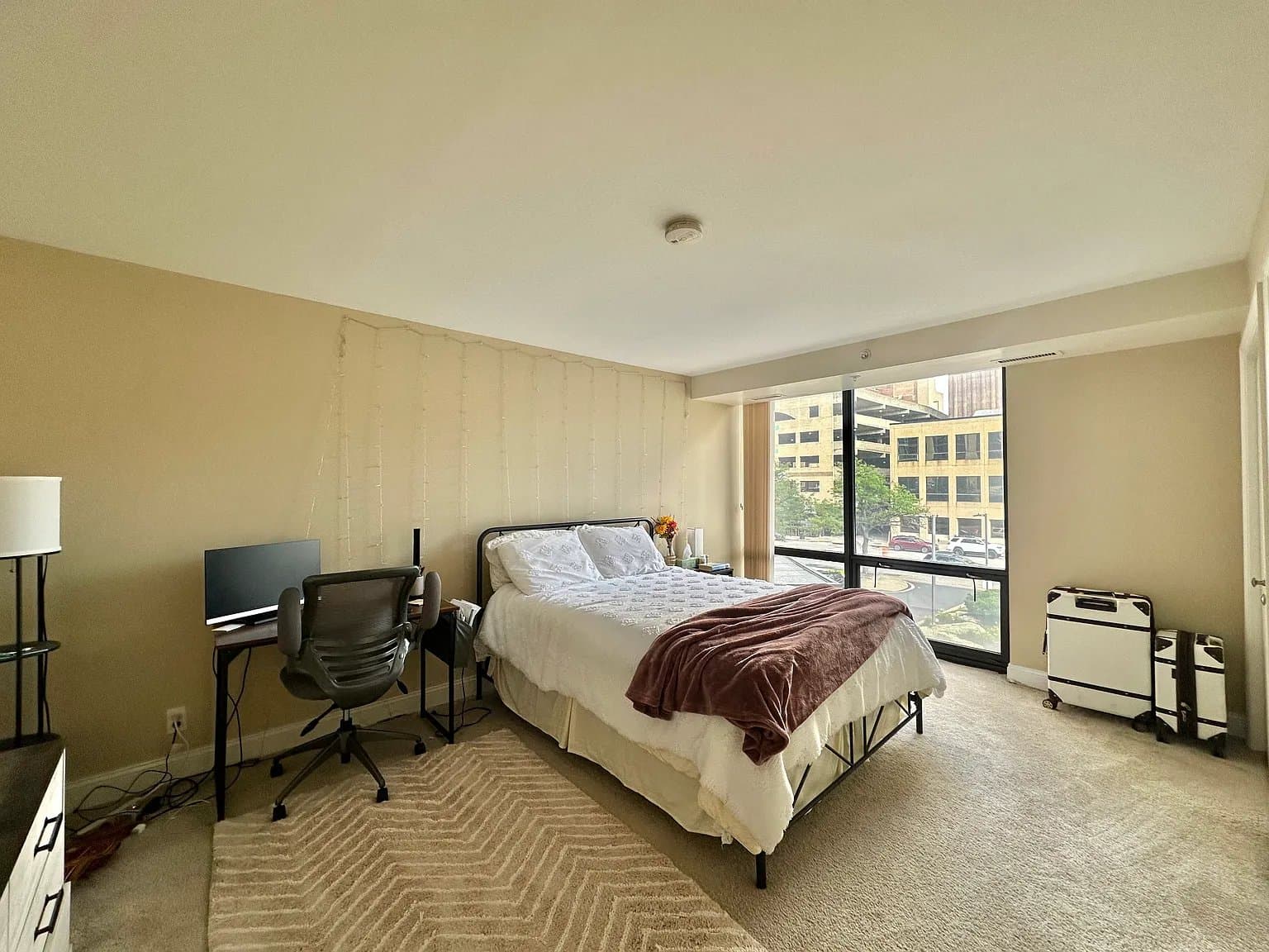Peoria Condo: 123 SE Jefferson St