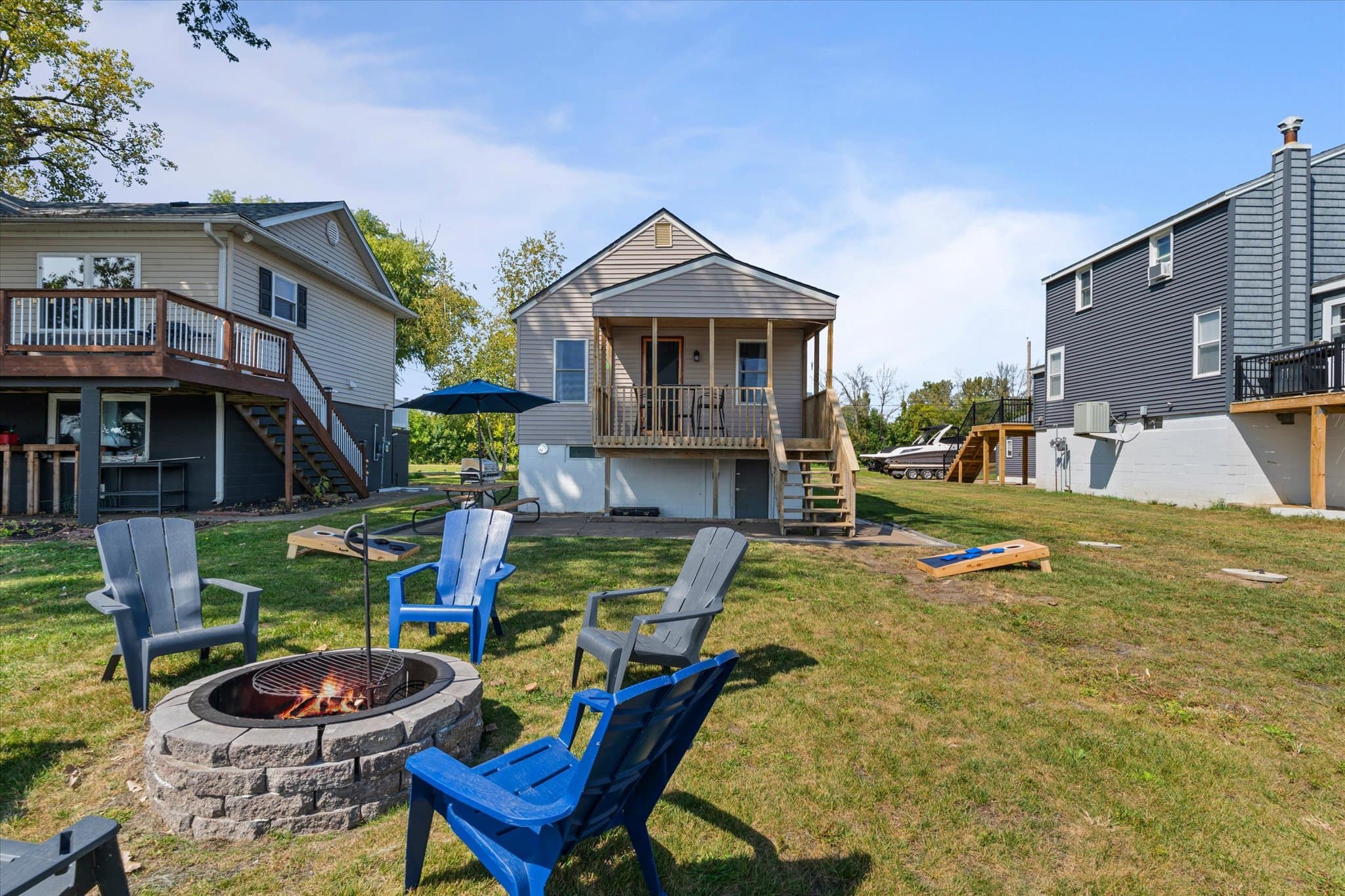 Pleasant Valley House: 17431 246th Ave