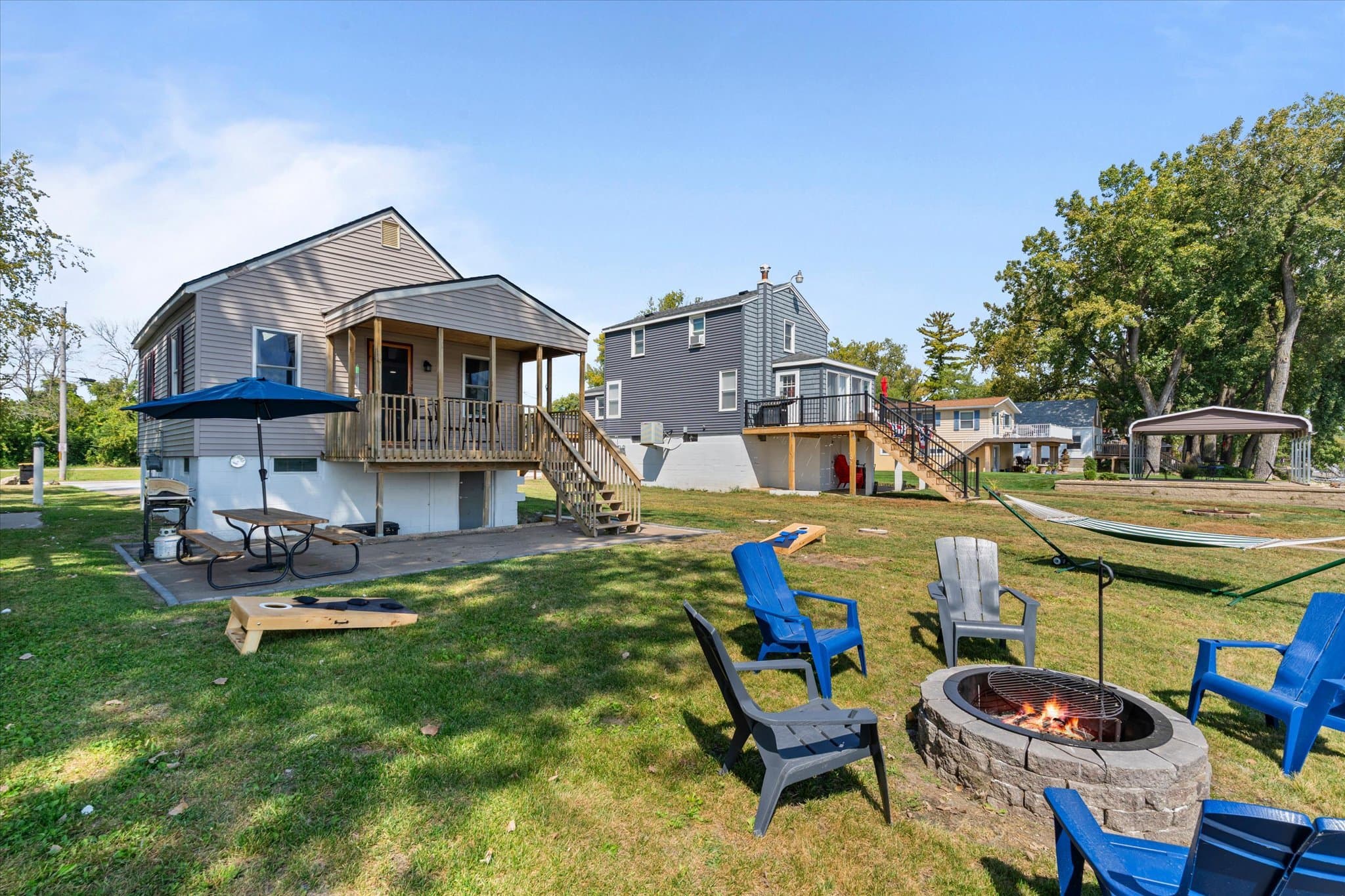 Pleasant Valley House: 17431 246th Ave
