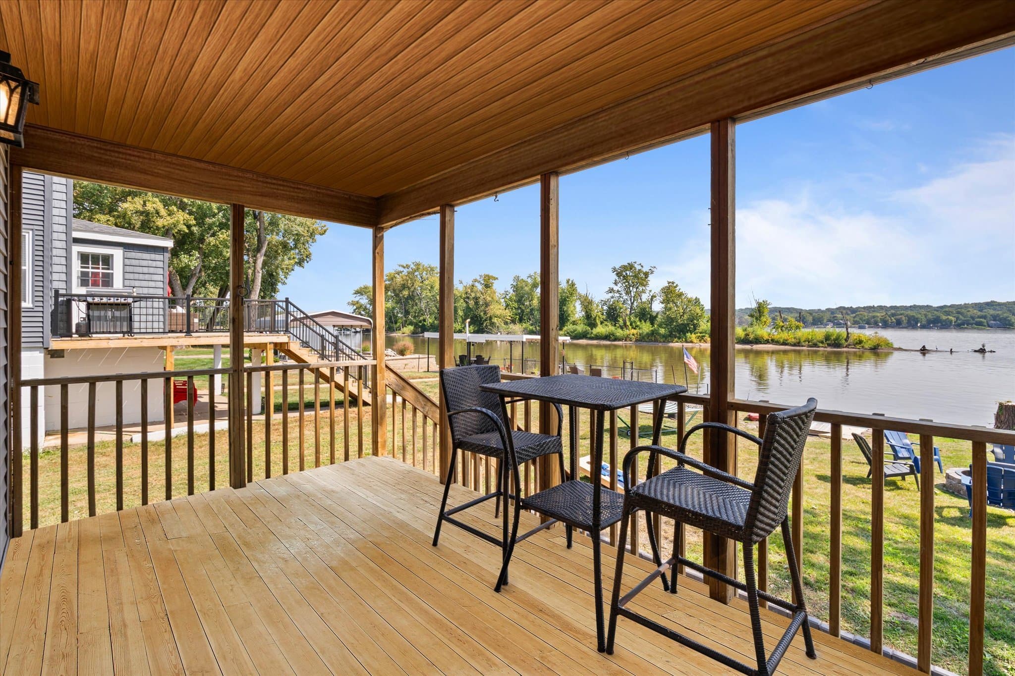 Pleasant Valley House: 17431 246th Ave