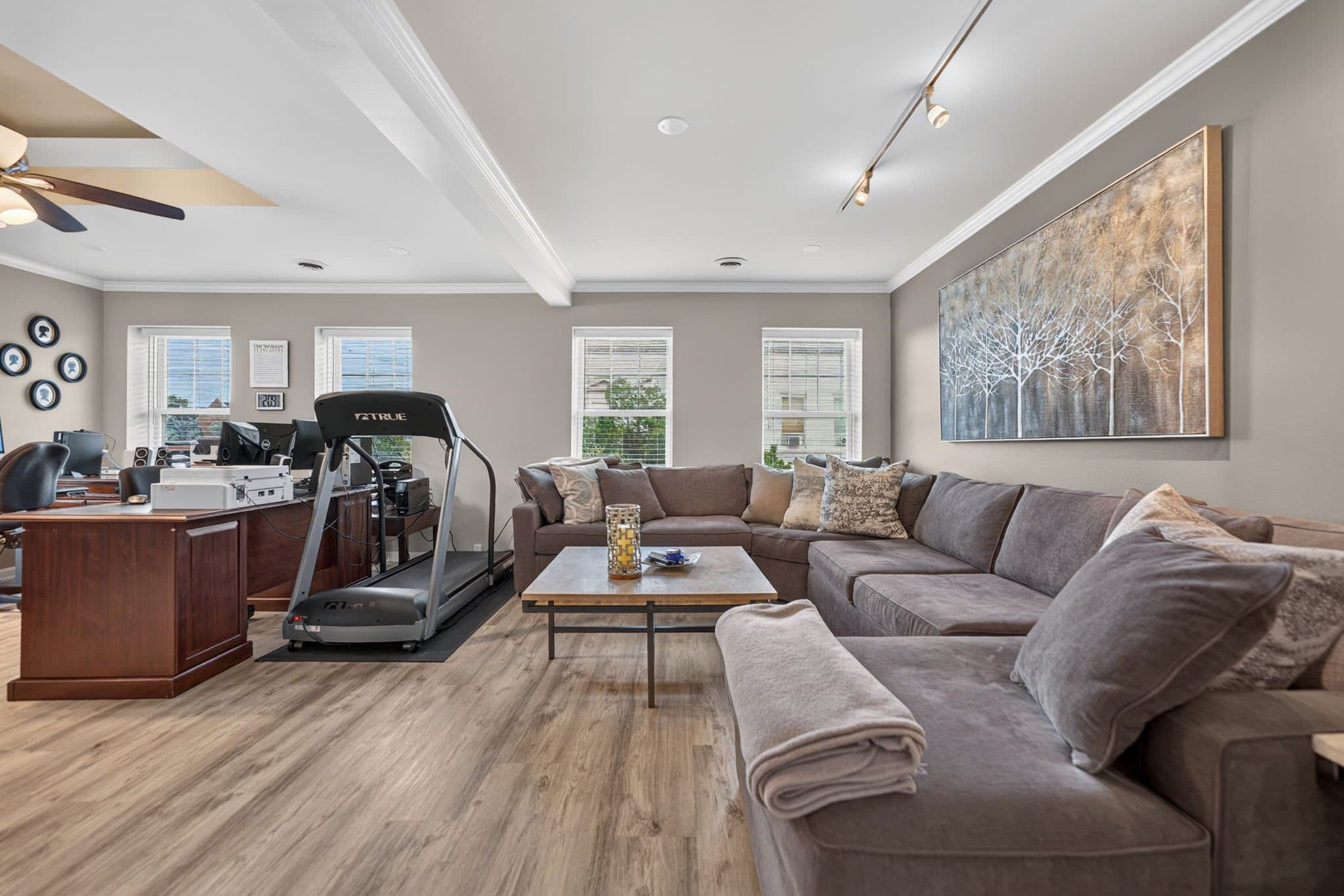 Crystal Lake Apartment: 51 N Williams St