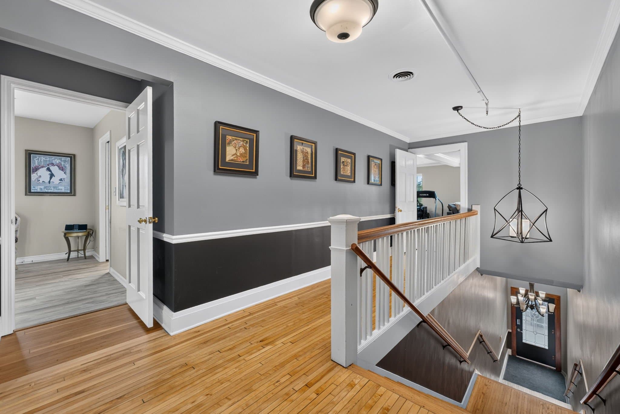 Crystal Lake Apartment: 51 N Williams St