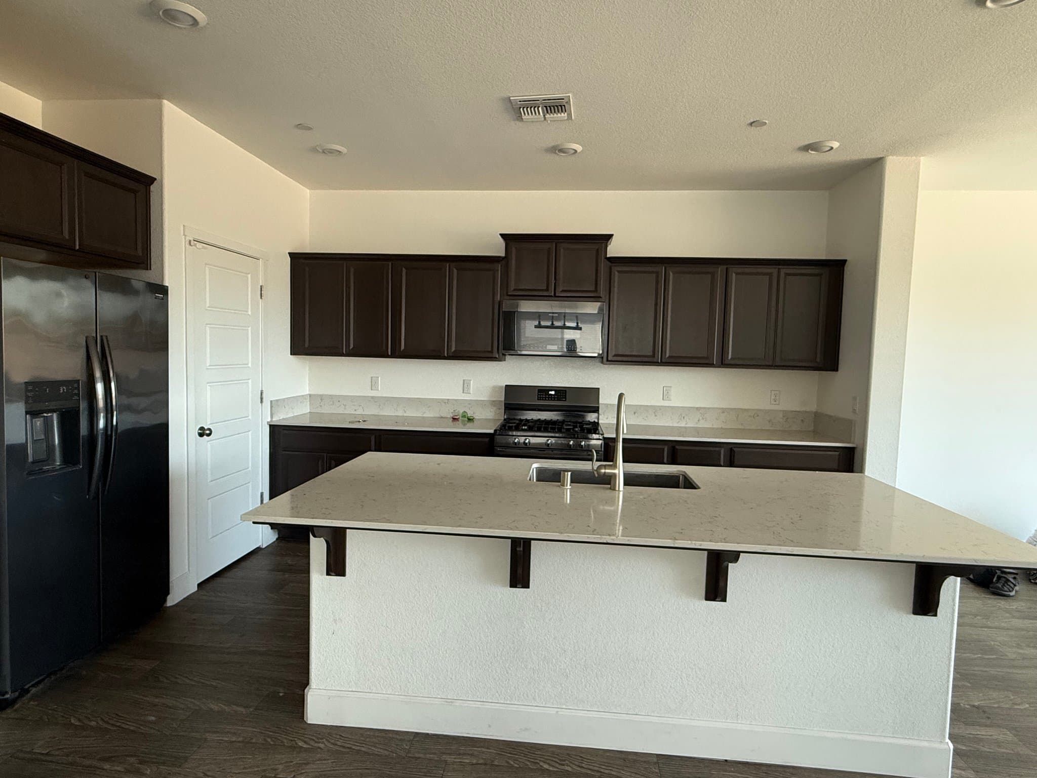 Merced House: 2415 Explorador Dr