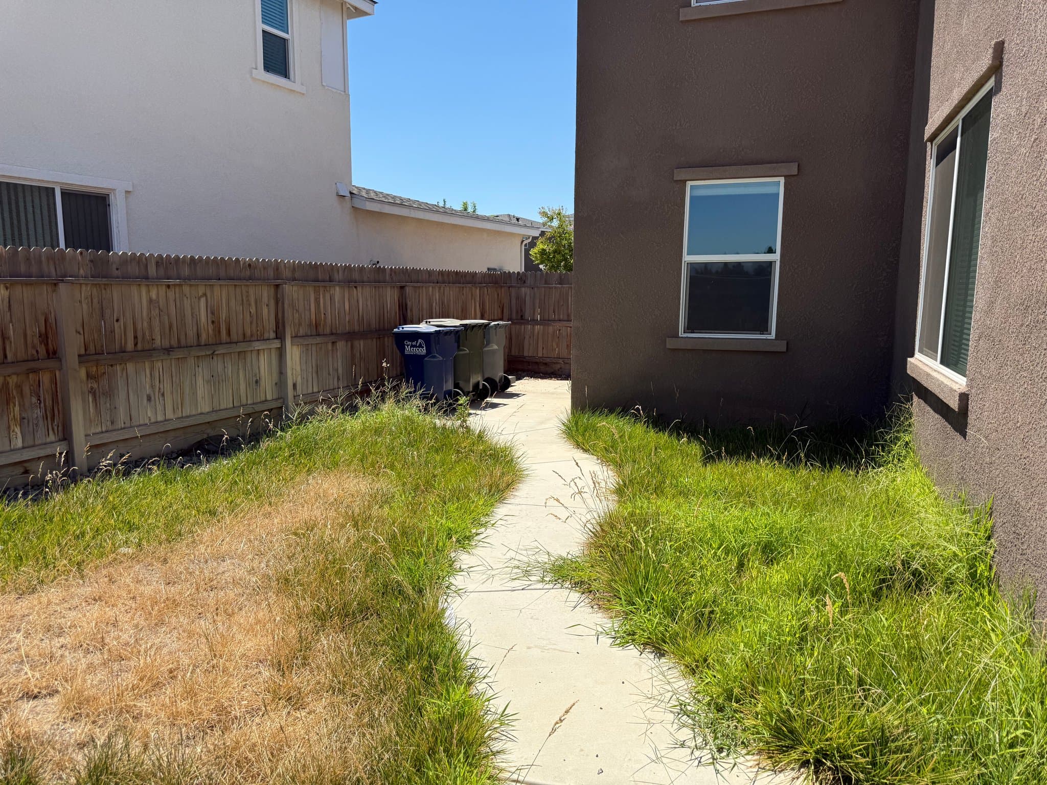 Merced House: 2415 Explorador Dr