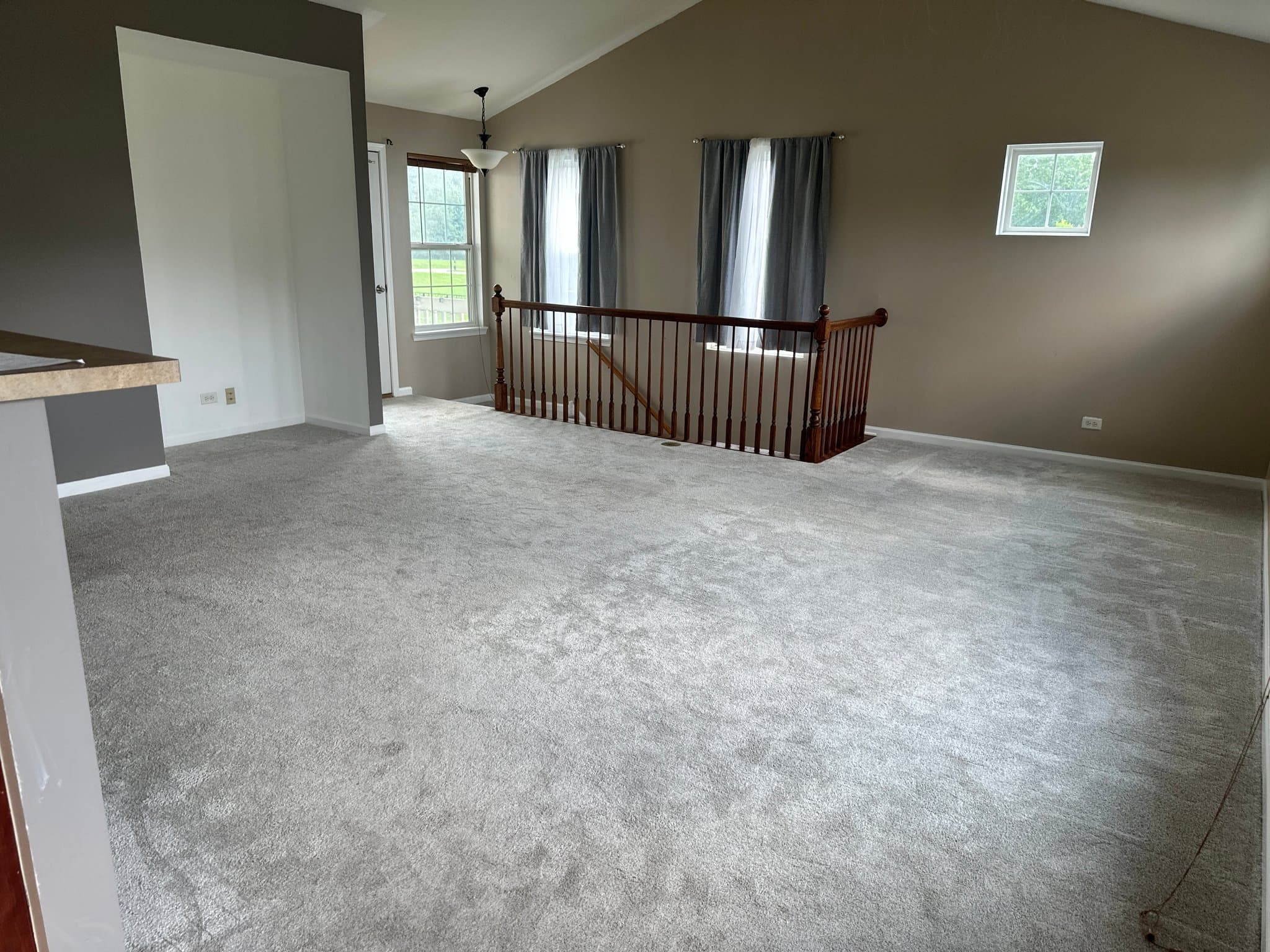 Lakemoor Townhome: 659 Arbor Cir