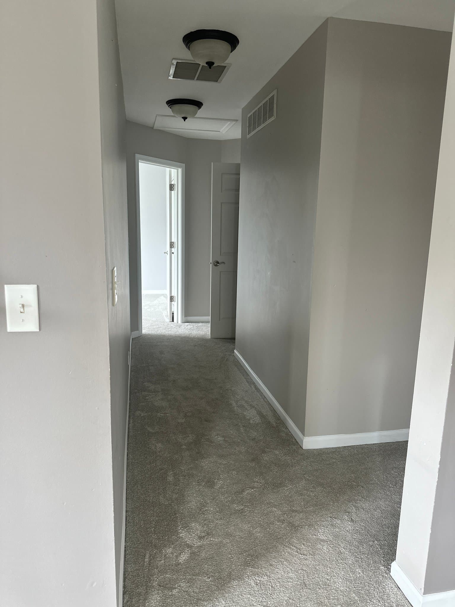 Lakemoor Townhome: 659 Arbor Cir