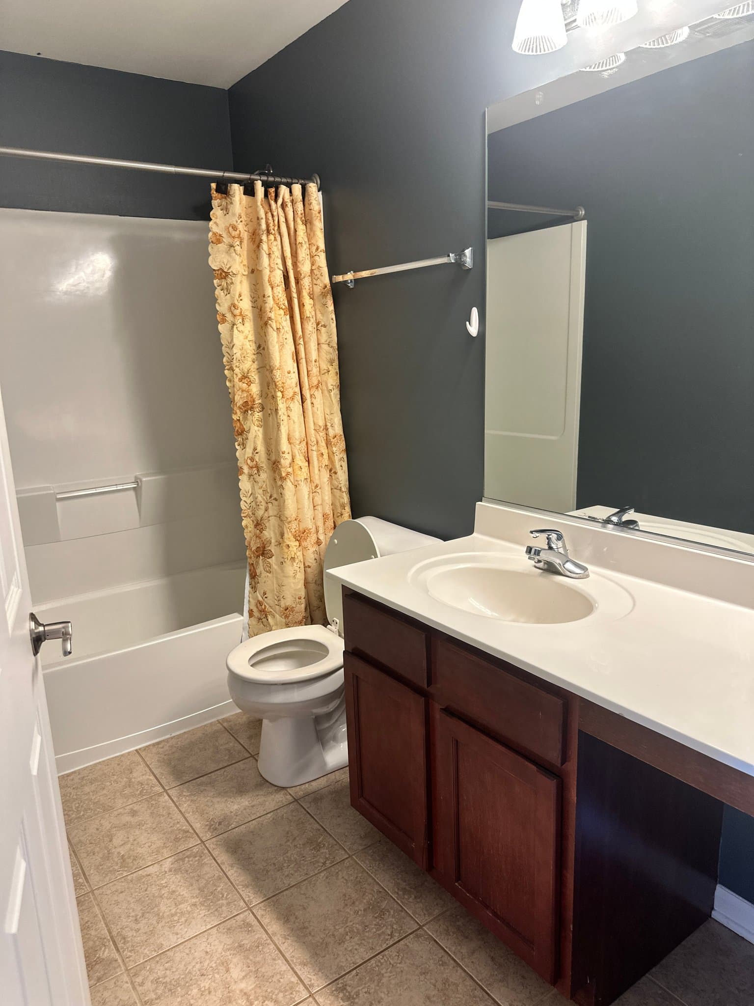 Lakemoor Townhome: 659 Arbor Cir